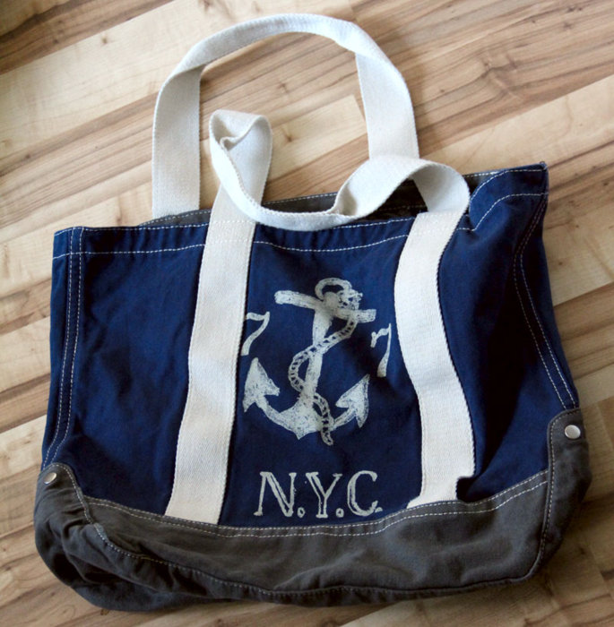 aeo_anchor-tote.jpg